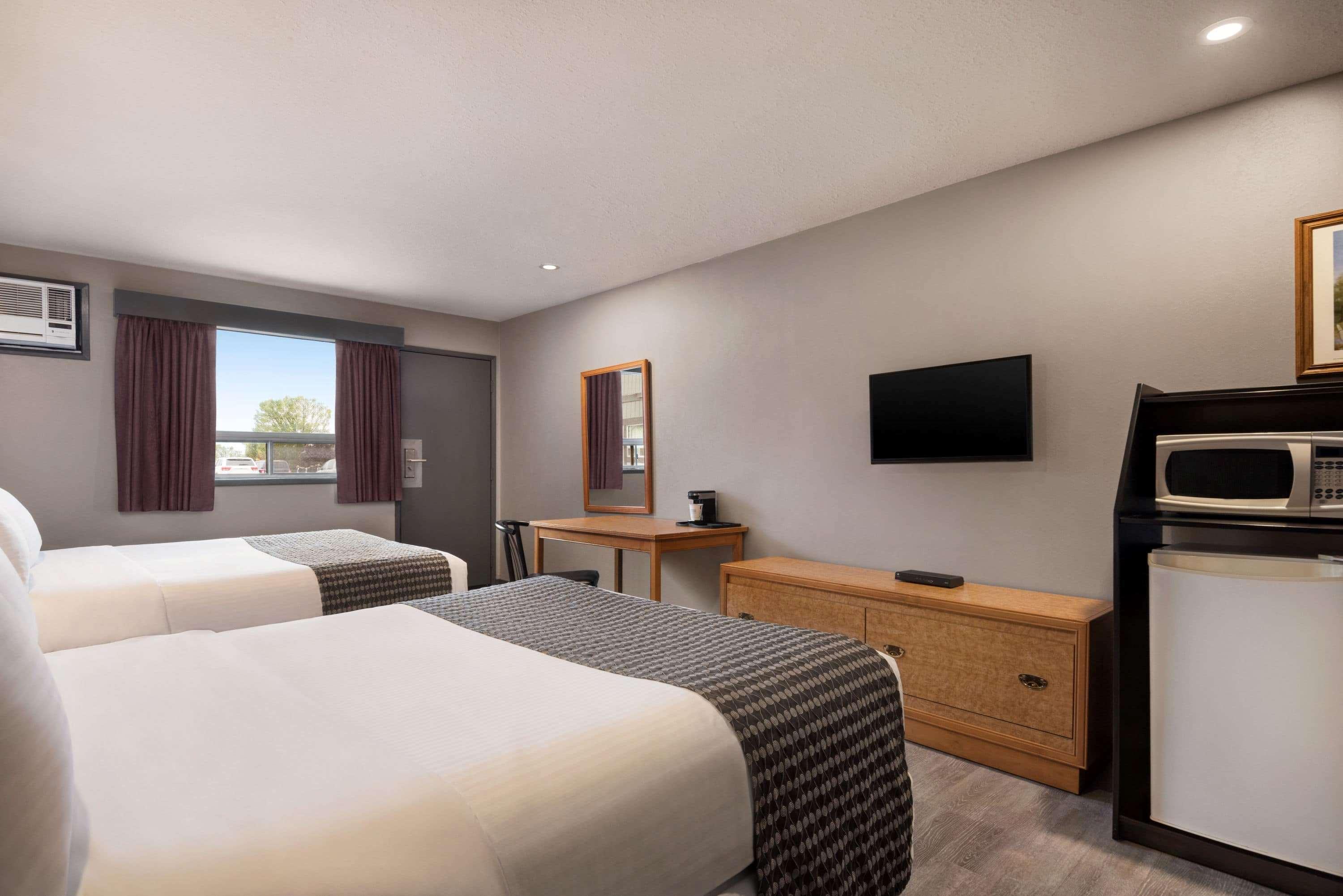 Travelodge By Wyndham Brandon Kültér fotó